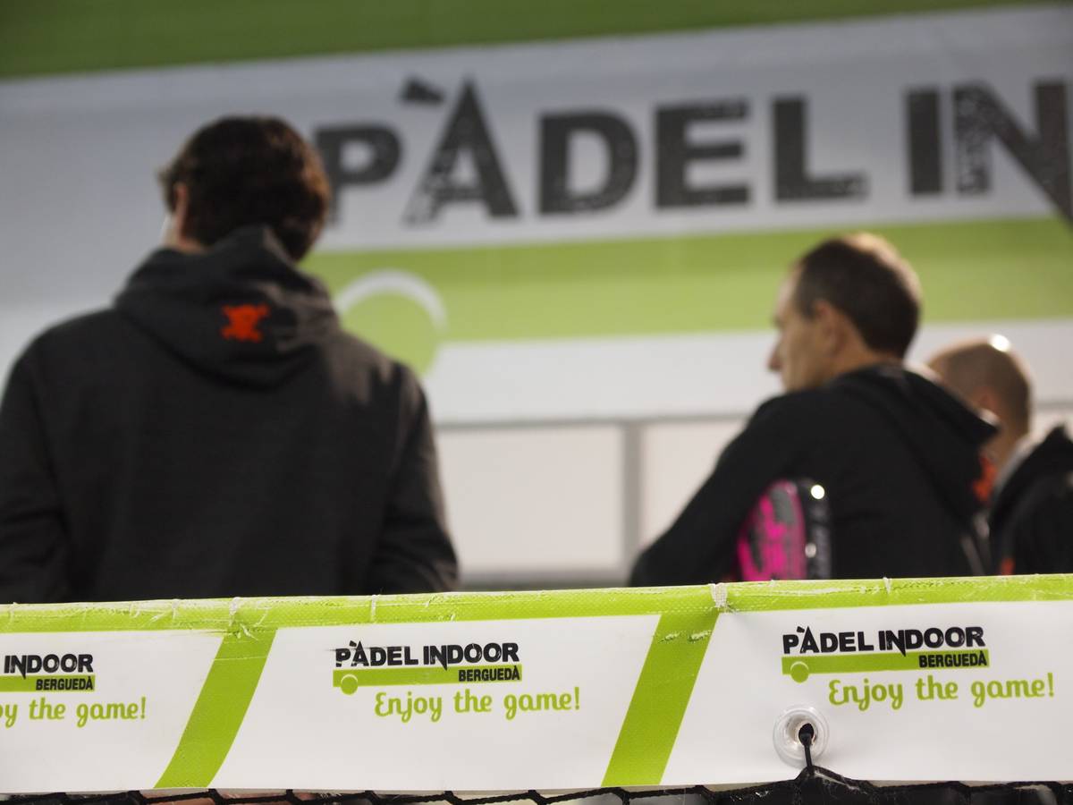escola de pàdel del pàdel indoor Berguedà